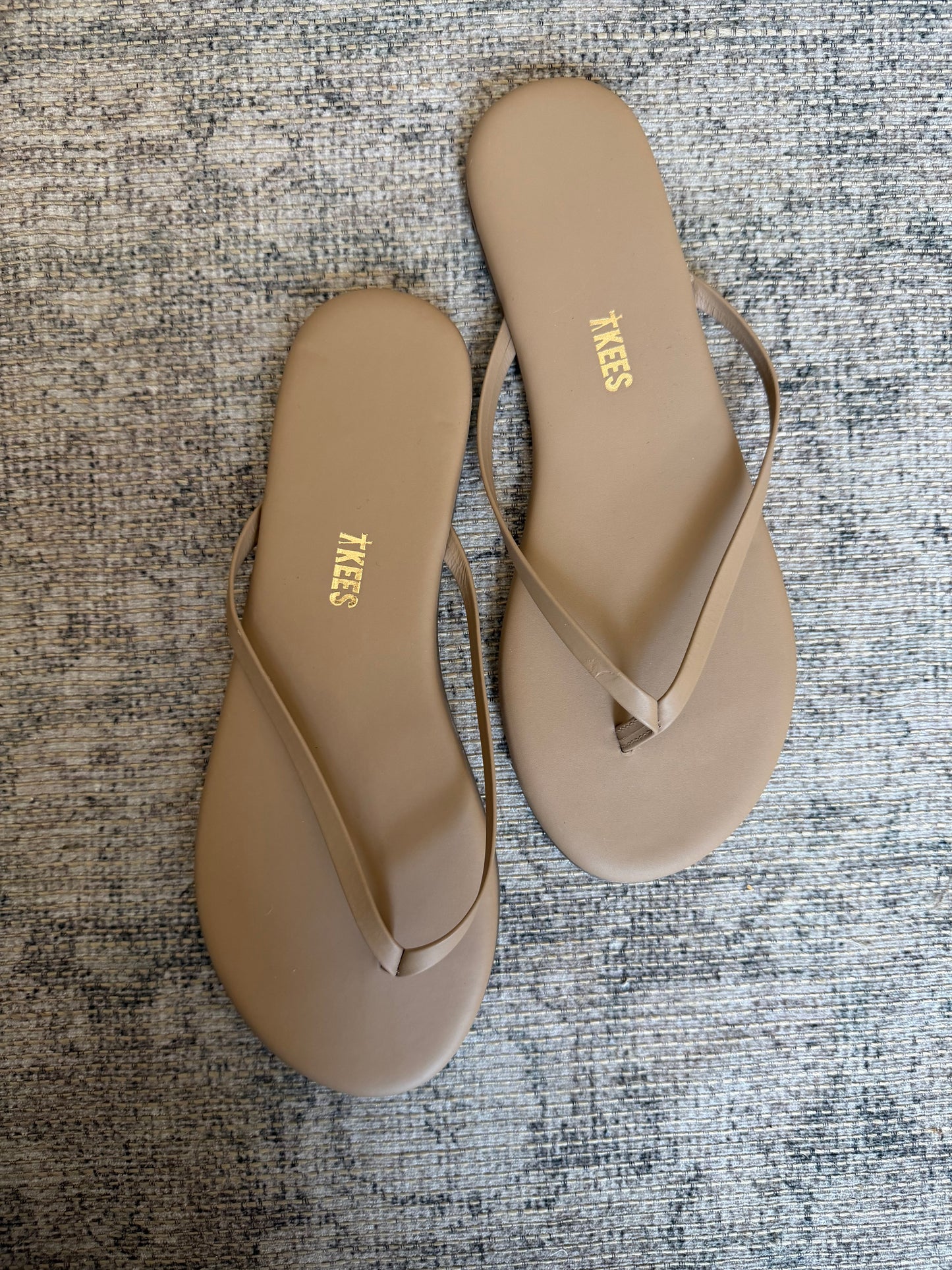 Tkees Lily Nudes in Coconutter size 10 (fit like a 9/9.5). Never worn