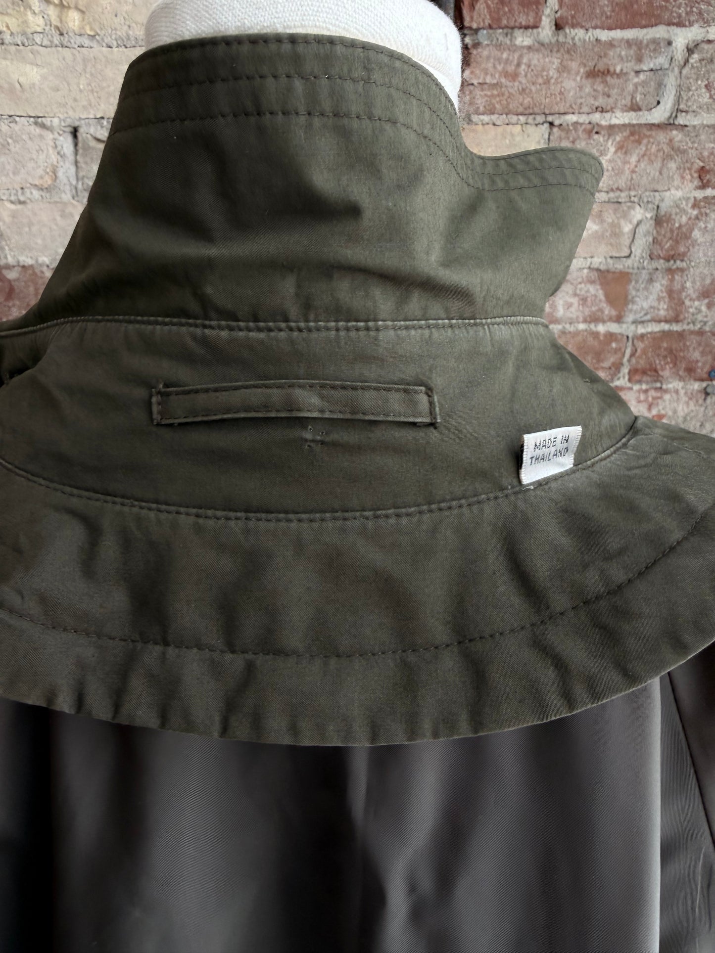 80/90s Green trench (missing zip out lining)