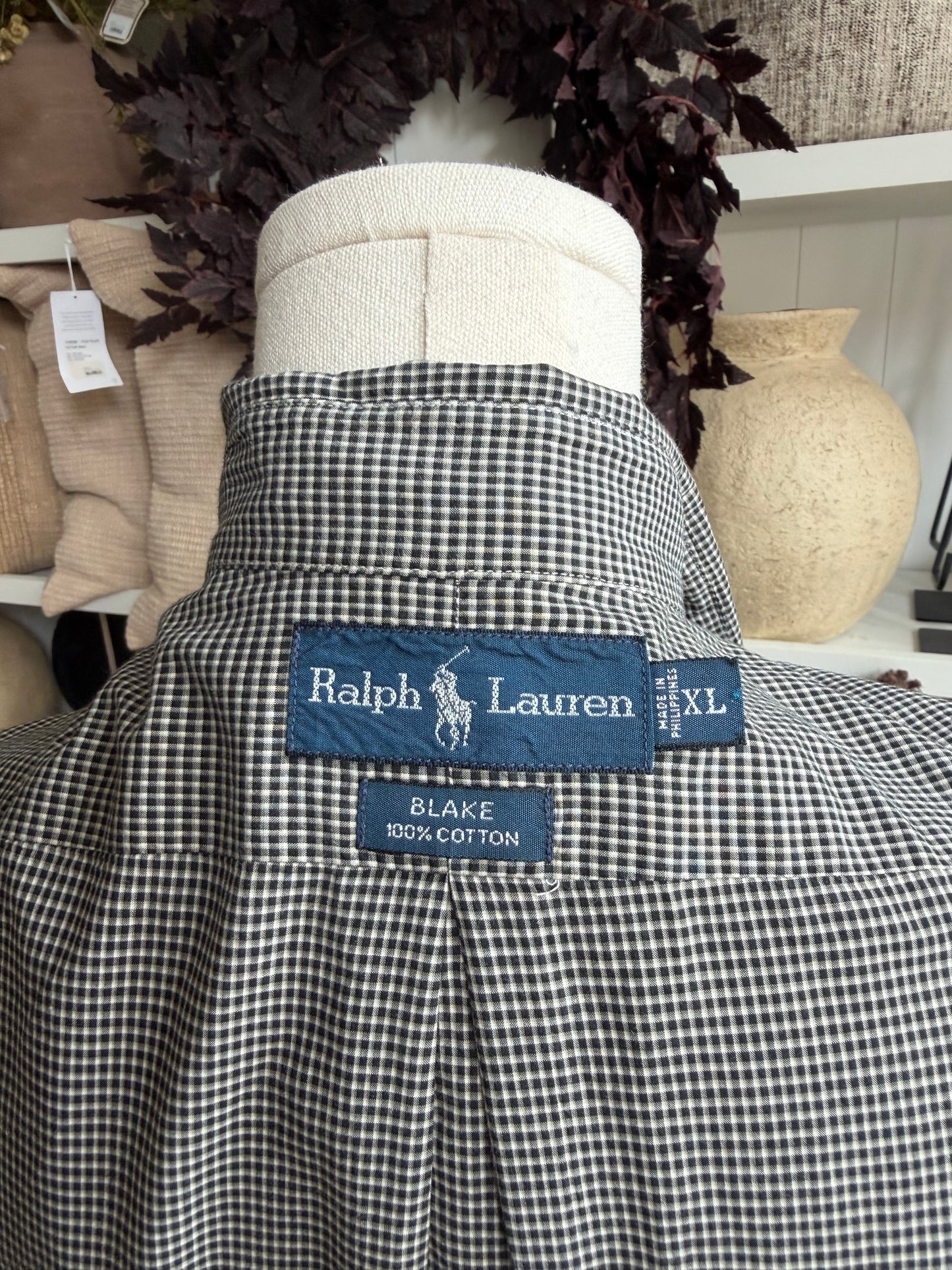 90s Ralph Lauren Blake cotton button down. Fits M-XL