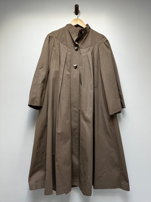 Vintage pleated trench