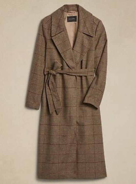 Banana Republic factory plaid trench coat. Size medium