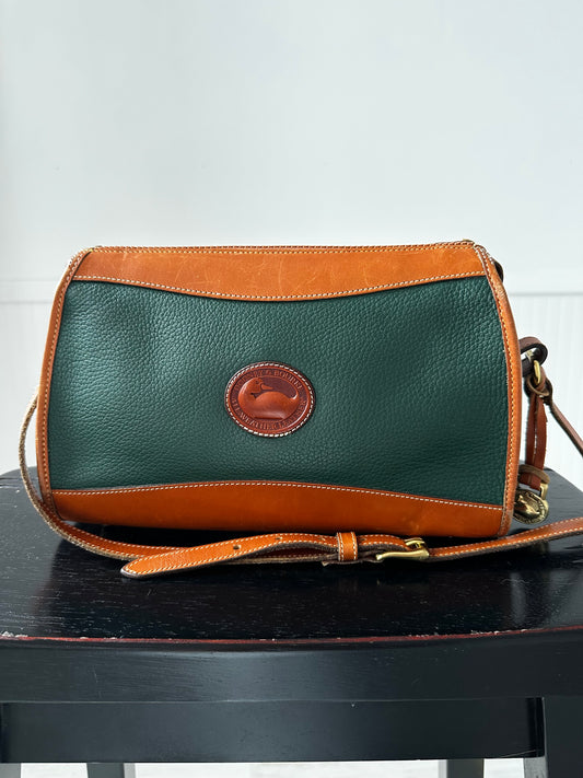 80s/90s Dooney and Bourke crossbody in green
