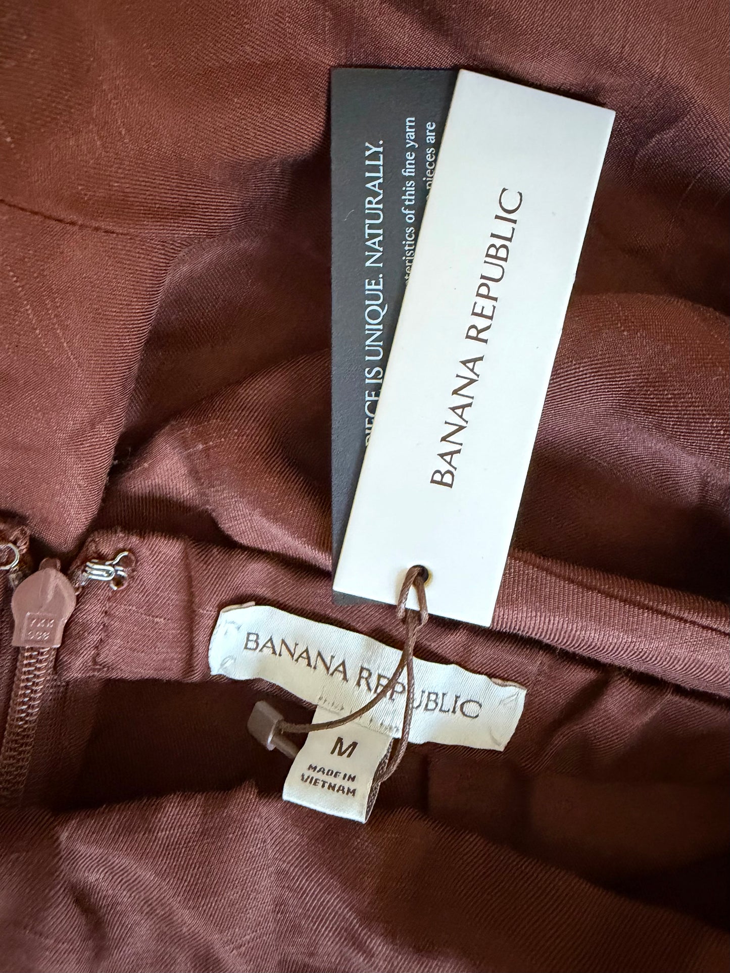 Banana Republic viscose linen maxi skirt in chocolate brown. Size M. NWT