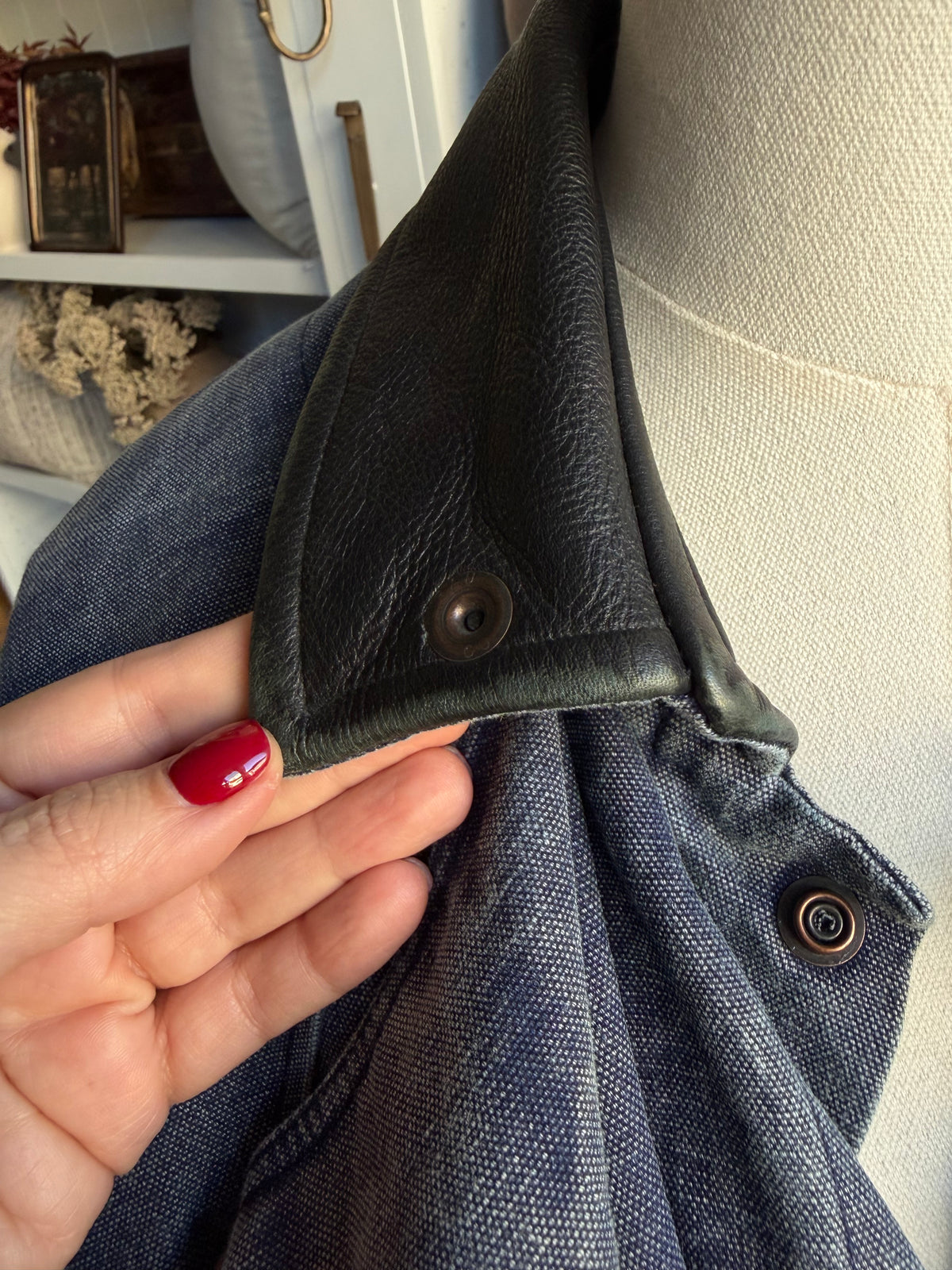 90s Outback Trading Co Oilskin Canvas Ranch duster with detachable cape
