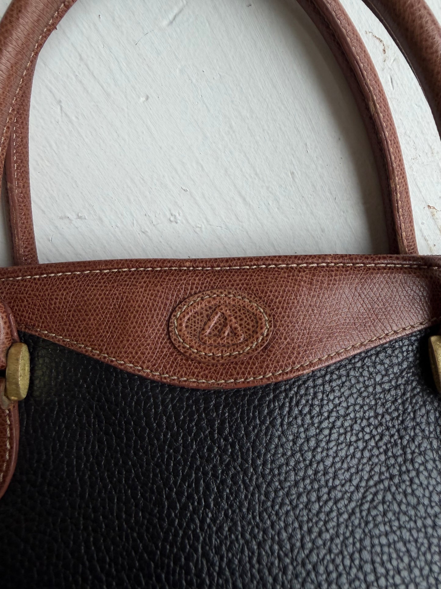 90s Liz Claiborne black and brown pebbled leather handbag