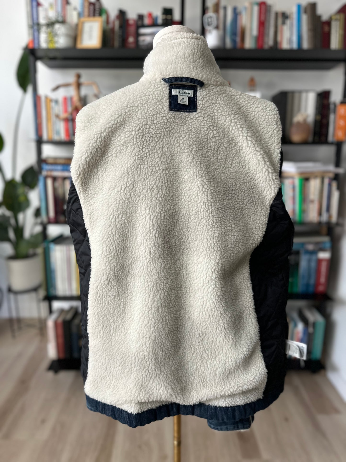 00s LL Bean denim Sherpa lined chore coat. Made in Mexico