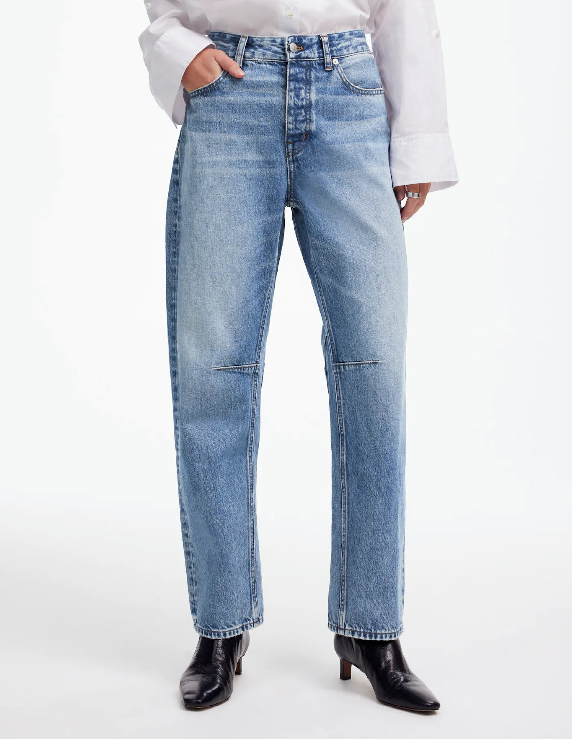 Madewell The Darted Barrel Leg Jean