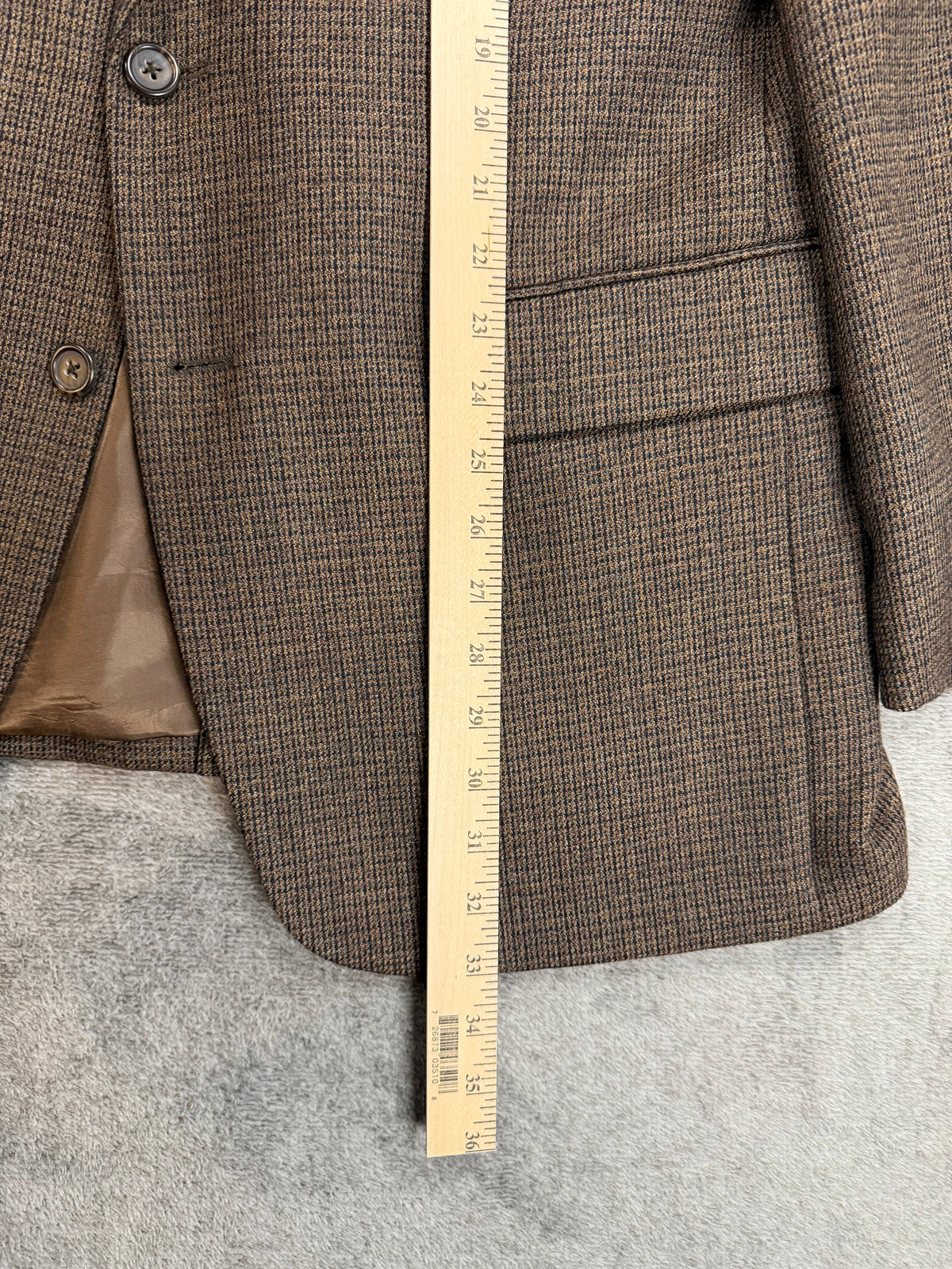 90s RBM wool blazer with suede elbow patches. Fits M-L