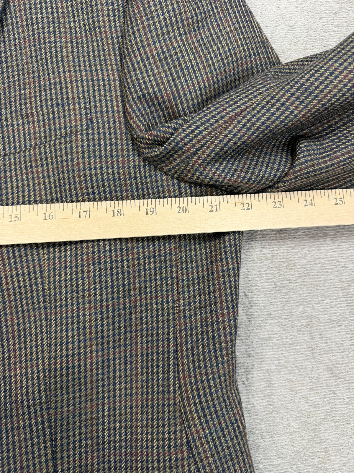 90s Lauren Ralph Lauren wool blazer. Fits M-L