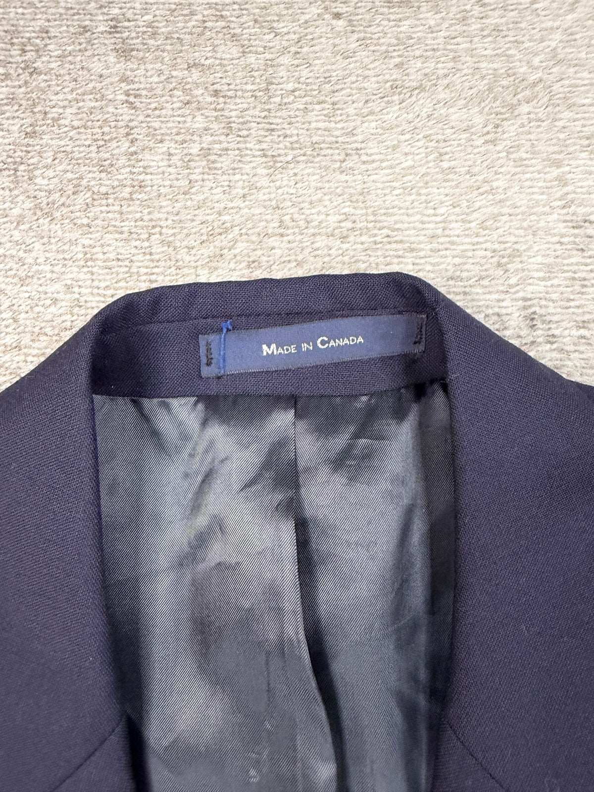90s Chaps Ralph Lauren navy wool blazer. Fits M-L