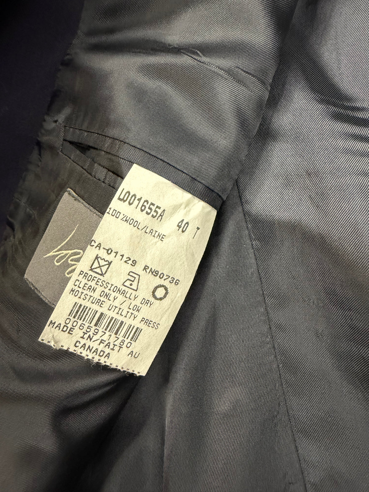 90s Chaps Ralph Lauren navy wool blazer. Fits M-L