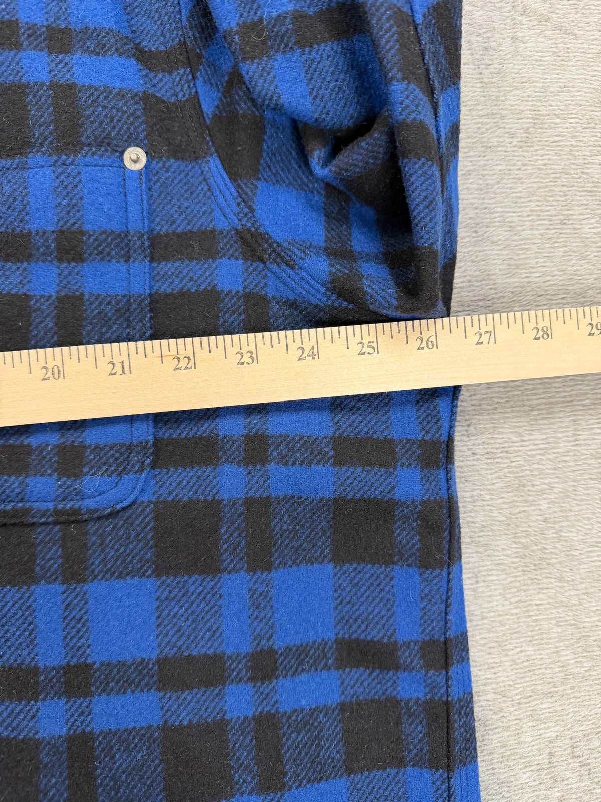 Polo Ralph Lauren plaid wool jacket with corduroy collar. Fits M-XL