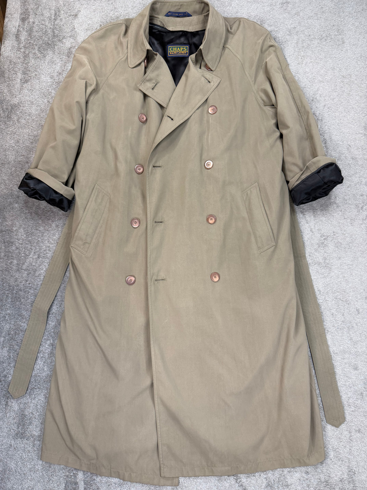 90s Chaps Ralph Lauren drapey trench with zip out lining. Fits M-XL