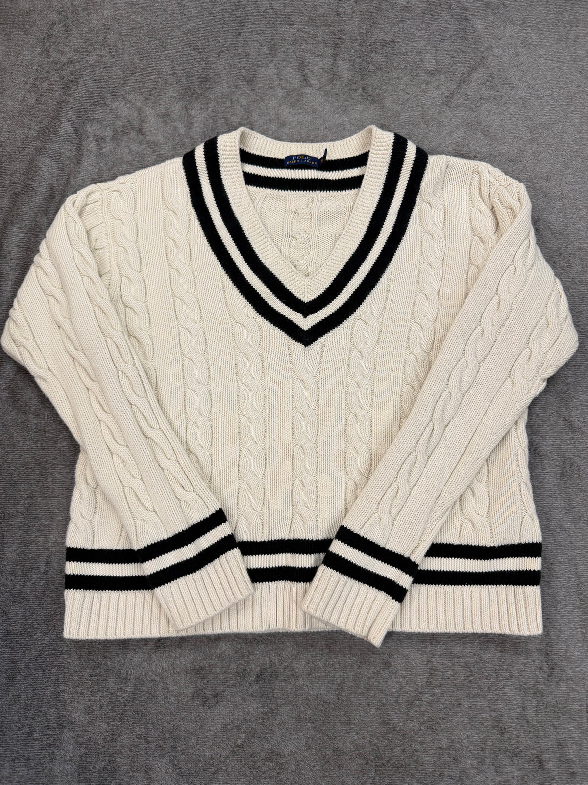 90s Polo Ralph Lauren cotton cricket sweater. Fits S-L